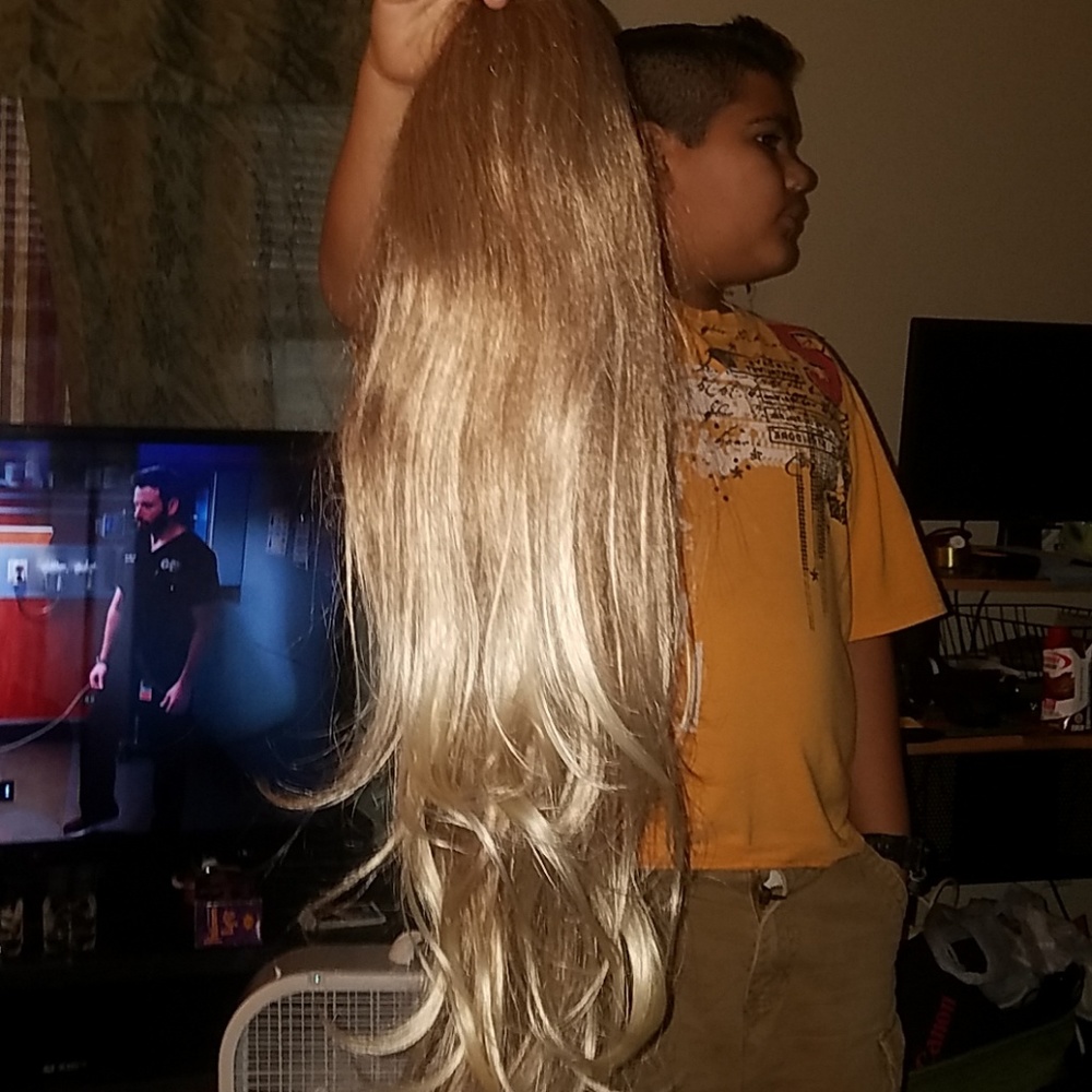 NWT Blonde pony tail hair extension / wig
